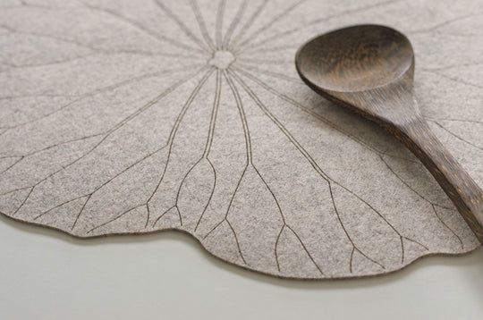 Placemats Set "Lotos Leaf"