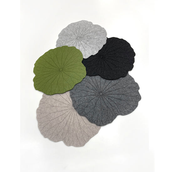 Placemats Set "Lotos Leaf"
