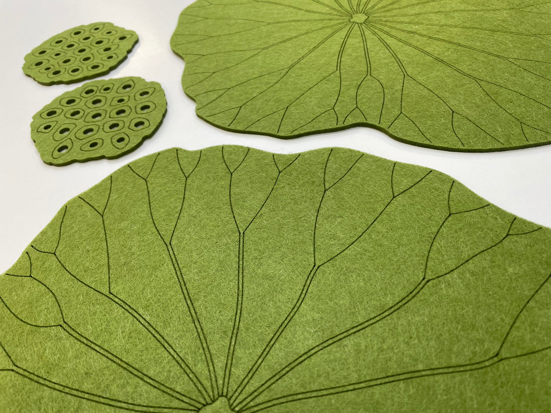 Placemats Set "Lotos Leaf"