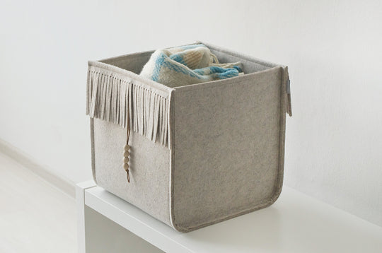 Storage Cube with fringe