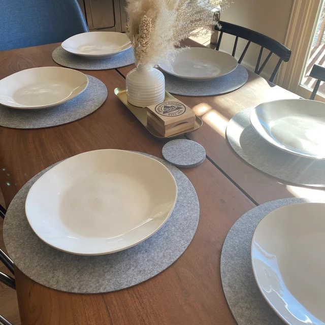 Minimalist Round Placemats